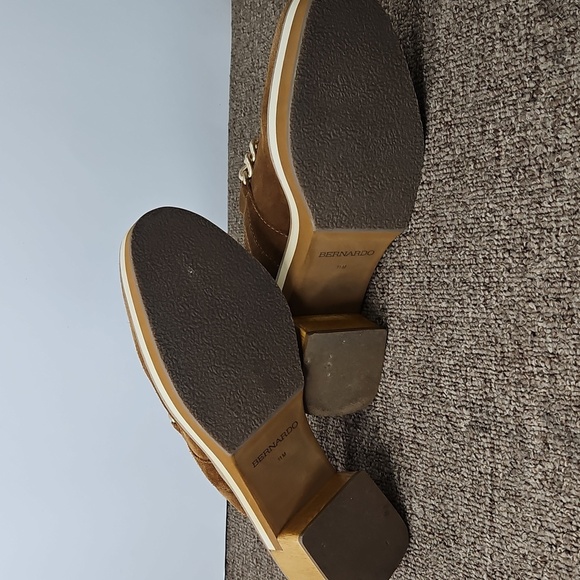 Bernardo Tobacco Sochi Suede Chain Slingback Clogs Shoes Sz 11 Womens - Picture 4 of 8